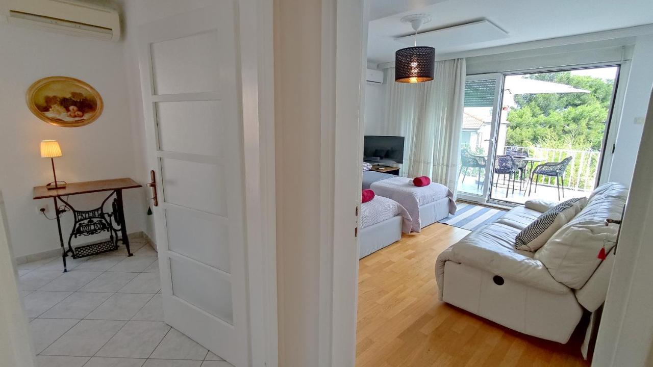 Maravea - New ❷⓿❷❸ Apartment Izola Exterior photo